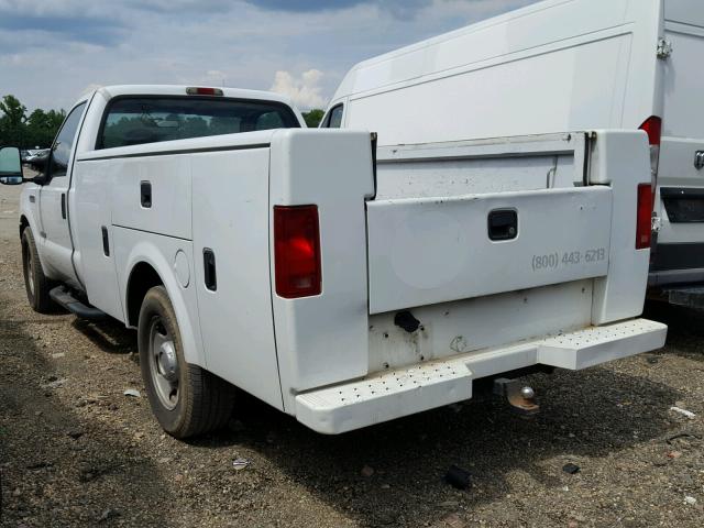 1FDSF34P15EB44677 - 2005 FORD F350 SRW S WHITE photo 3