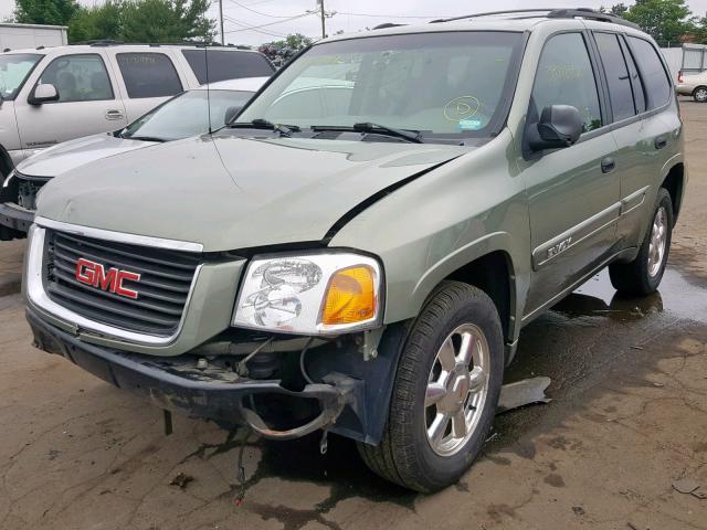 1GKDT13S742405671 - 2004 GMC ENVOY GREEN photo 2