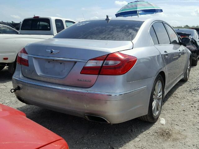 KMHGC4DD9DU243875 - 2013 HYUNDAI GENESIS 3. SILVER photo 4