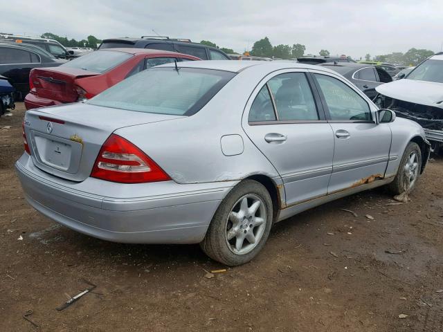 WDBRF61J82F263240 - 2002 MERCEDES-BENZ C 240 SILVER photo 4