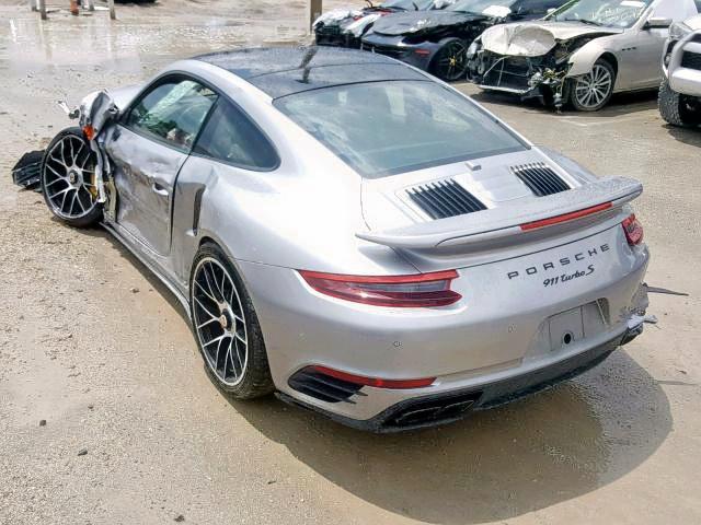 WP0AD2A94JS156243 - 2018 PORSCHE 911 TURBO SILVER photo 3