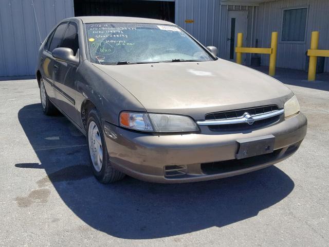 1N4DL01D9WC252319 - 1998 NISSAN ALTIMA XE BROWN photo 1