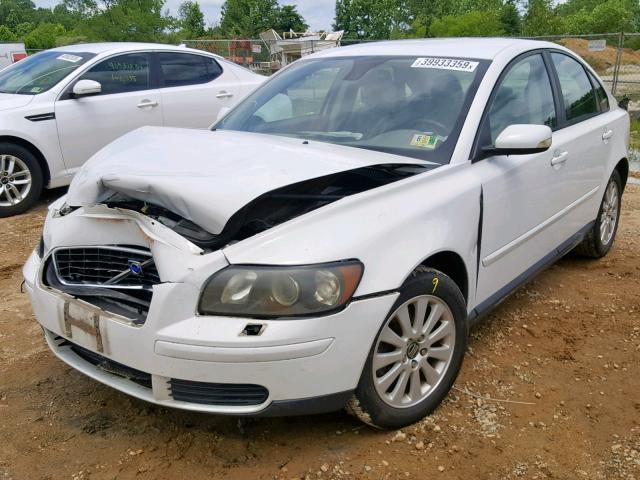 YV1MS382652056646 - 2005 VOLVO S40 2.4I WHITE photo 2