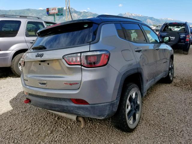 3C4NJDDB3HT657413 - 2017 JEEP COMPASS TR SILVER photo 4