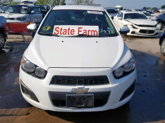 1G1JA5SH6C4167938 - 2012 CHEVROLET SONIC LS WHITE photo 9