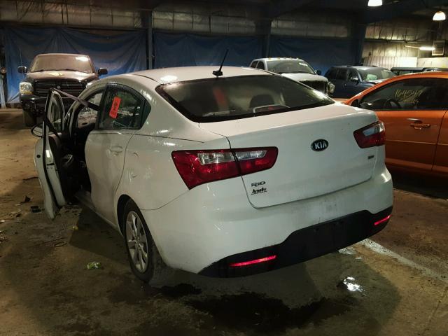 KNADM4A37F6447109 - 2015 KIA RIO LX WHITE photo 3