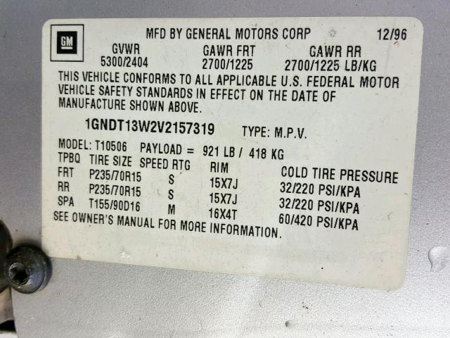 1GNDT13W2V2157319 - 1997 CHEVROLET BLAZER SILVER photo 10