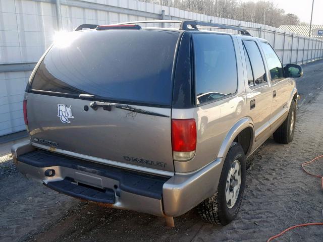 1GNDT13W62K239856 - 2002 CHEVROLET BLAZER GOLD photo 4