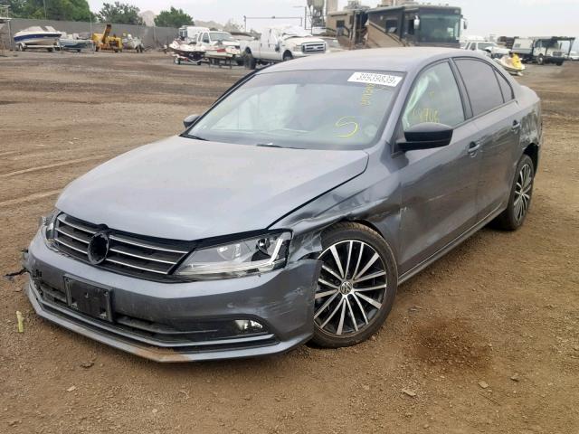 3VWD17AJ7HM302924 - 2017 VOLKSWAGEN JETTA SPOR CHARCOAL photo 2