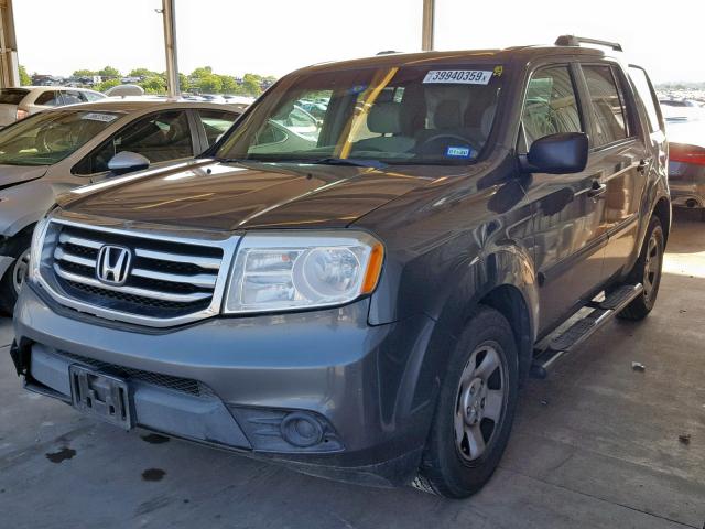 5FNYF3H23CB028728 - 2012 HONDA PILOT LX GRAY photo 2