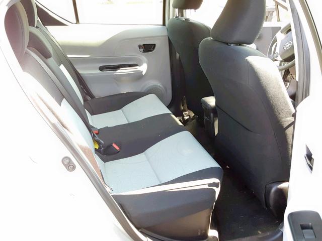 JTDKDTB30D1038706 - 2013 TOYOTA PRIUS C SILVER photo 6