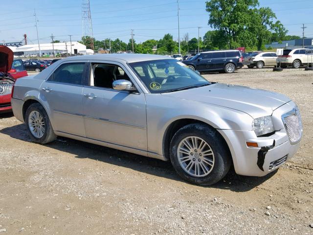 2C3CA4CD8AH328302 - 2010 CHRYSLER 300 TOURIN SILVER photo 9