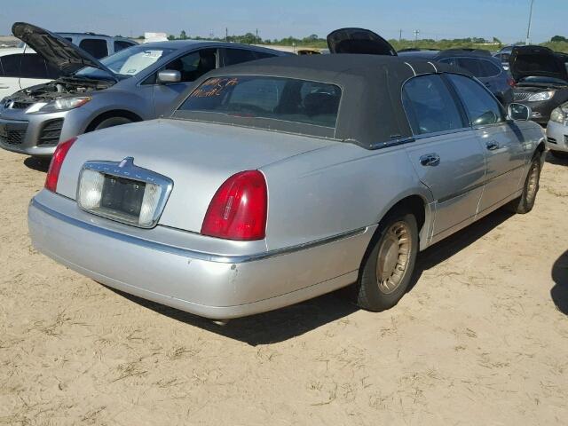 1LNHM81W1YY871068 - 2000 LINCOLN TOWN CAR E GRAY photo 4