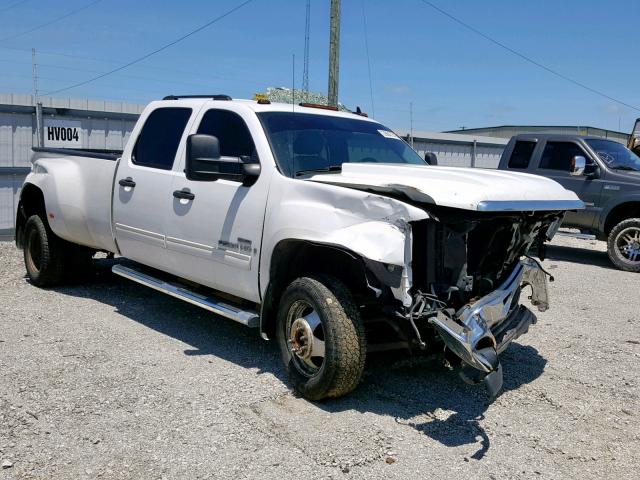 1GTJK33648F162027 - 2008 GMC SIERRA K35 WHITE photo 1