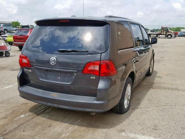 2C4RVABGXCR355065 - 2012 VOLKSWAGEN ROUTAN SE GRAY photo 4