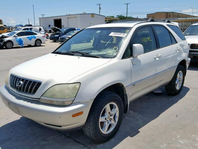 JTJGF10U120140693 - 2002 LEXUS RX 300 WHITE photo 2