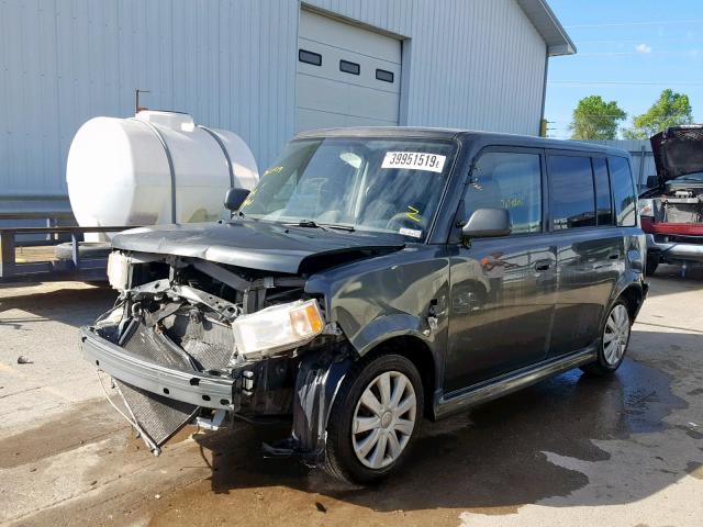 JTLKT324850210956 - 2005 TOYOTA SCION XB GREEN photo 2