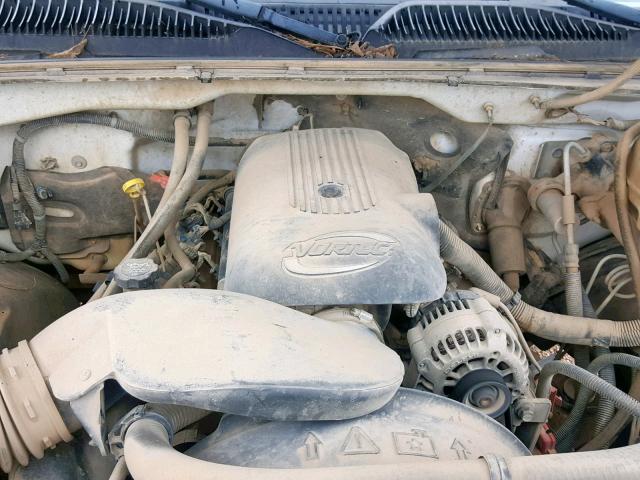 1GTHC24U04E287643 - 2004 GMC SIERRA C25 WHITE photo 7