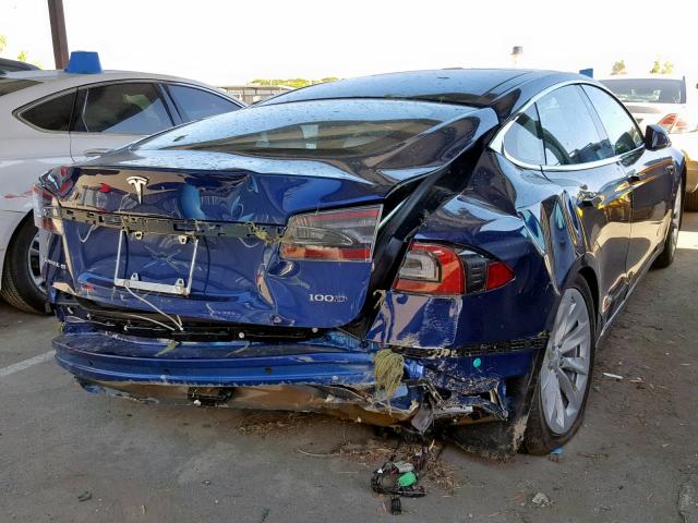 5YJSA1E21KF306439 - 2019 TESLA MODEL S BLUE photo 4