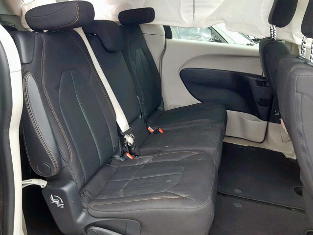 2C4RC1CG5HR644642 - 2017 CHRYSLER PACIFICA L GRAY photo 6