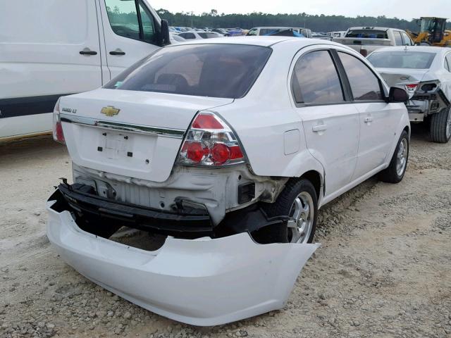 KL1TD56E69B372534 - 2009 CHEVROLET AVEO LS WHITE photo 4