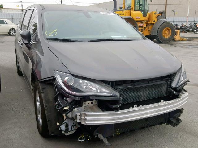 2C4RC1H74JR189166 - 2018 CHRYSLER PACIFICA H GRAY photo 1