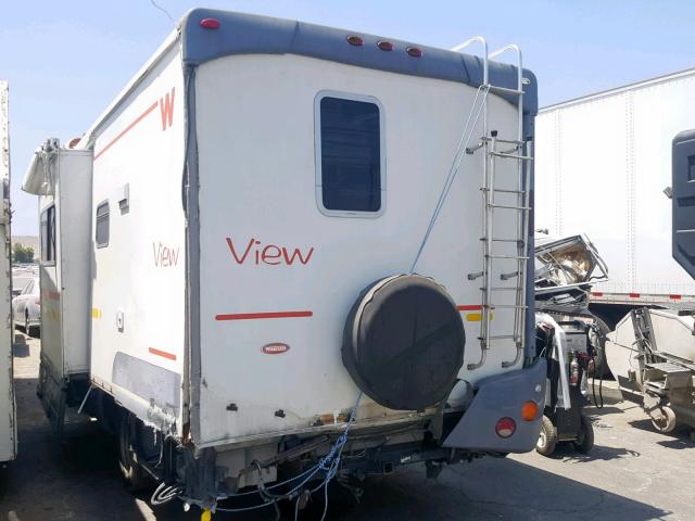 WDXPD944255786407 - 2005 WINNEBAGO VIEW WHITE photo 3