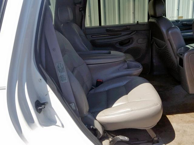 5LMRU27L5WLJ13403 - 1998 LINCOLN NAVIGATOR WHITE photo 6