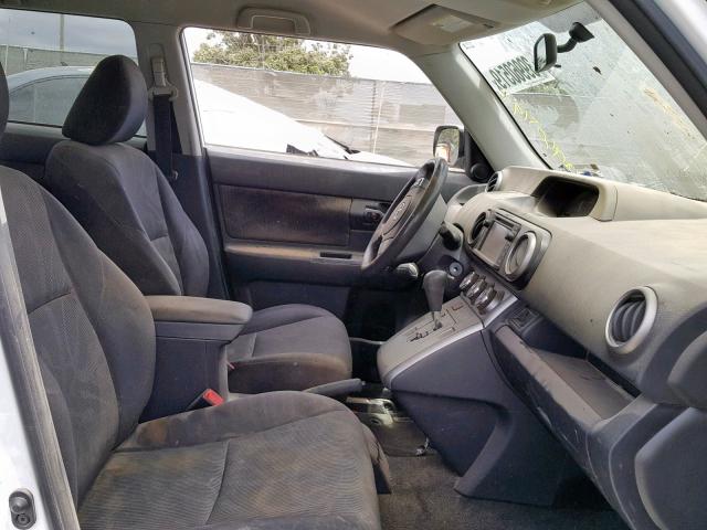 JTLZE4FE8FJ075703 - 2015 TOYOTA SCION XB 白色 照片 7