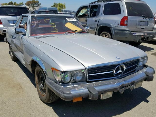 10704412040240 - 1977 MERCEDES-BENZ 450 SL SILVER photo 1