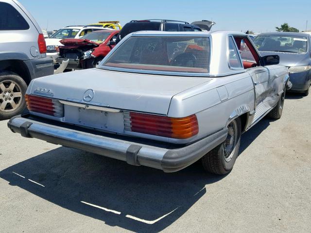 10704412040240 - 1977 MERCEDES-BENZ 450 SL SILVER photo 4