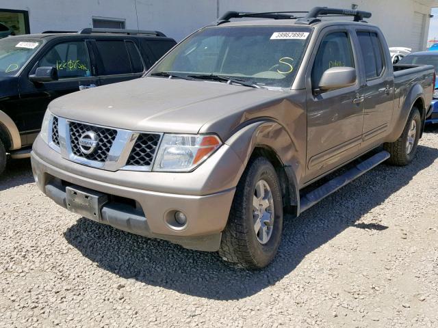 1N6AD09W17C415365 - 2007 NISSAN FRONTIER C BEIGE photo 2