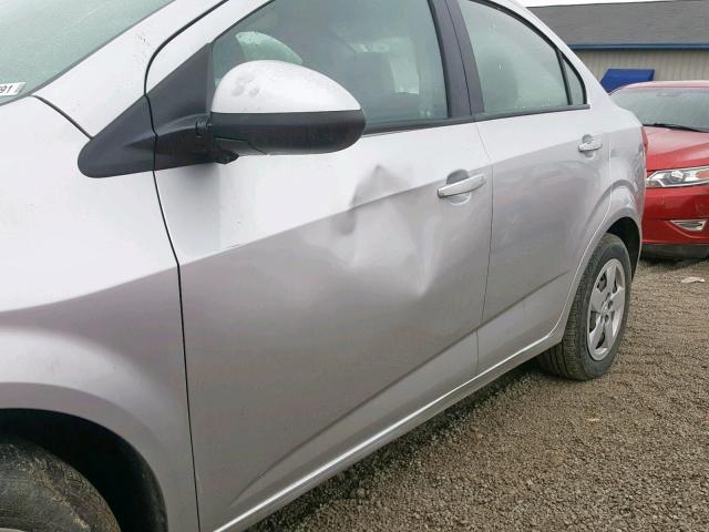 1G1JA5SH4G4185604 - 2016 CHEVROLET SONIC LS SILVER photo 9