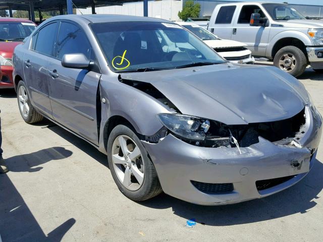 JM1BK32F261470202 - 2006 MAZDA 3 I GRAY photo 1