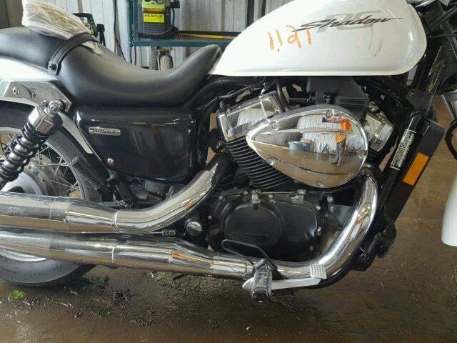 JH2RC5816AK000526 - 2010 HONDA VT750 S WHITE photo 7