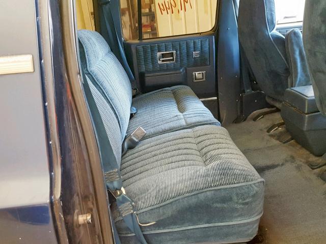 1GNER16K9LF141605 - 1990 CHEVROLET SUBURBAN R BLUE photo 6