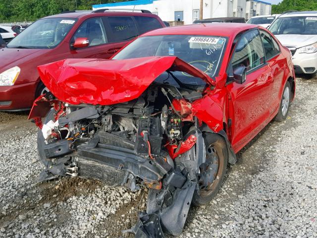 3VW2K7AJ9CM395636 - 2012 VOLKSWAGEN JETTA BASE RED photo 2