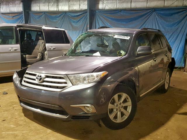 5TDBK3EH6DS204159 - 2013 TOYOTA HIGHLANDER BLUE photo 2