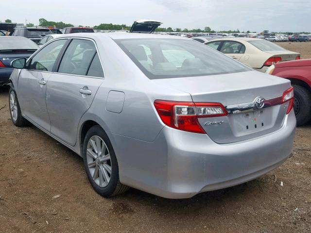 4T4BF1FK0CR161940 - 2012 TOYOTA CAMRY BASE SILVER photo 3