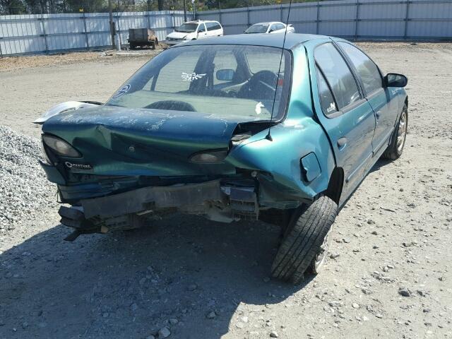 1G1JF52TXW7161536 - 1998 CHEVROLET CAVALIER L GREEN photo 4