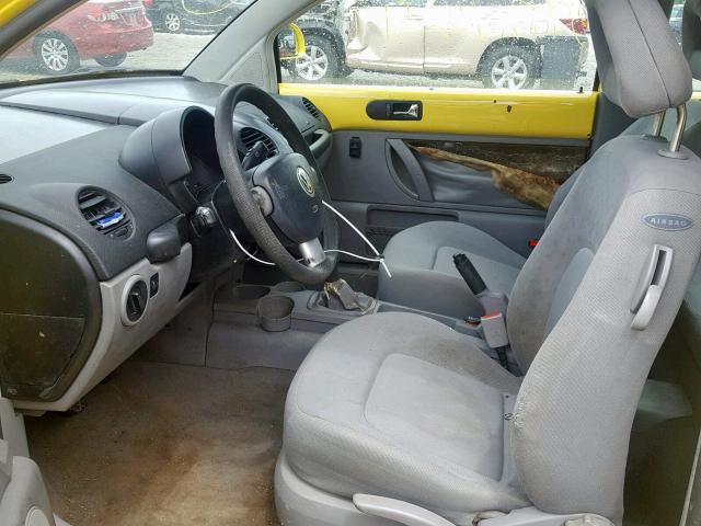 3VWCA21C6YM487970 - 2000 VOLKSWAGEN NEW BEETLE Gelb Foto 5