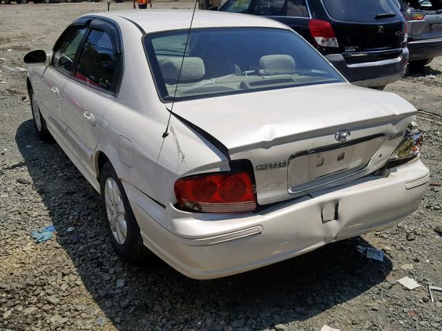 KMHWF25S74A058682 - 2004 HYUNDAI SONATA GL WHITE photo 3