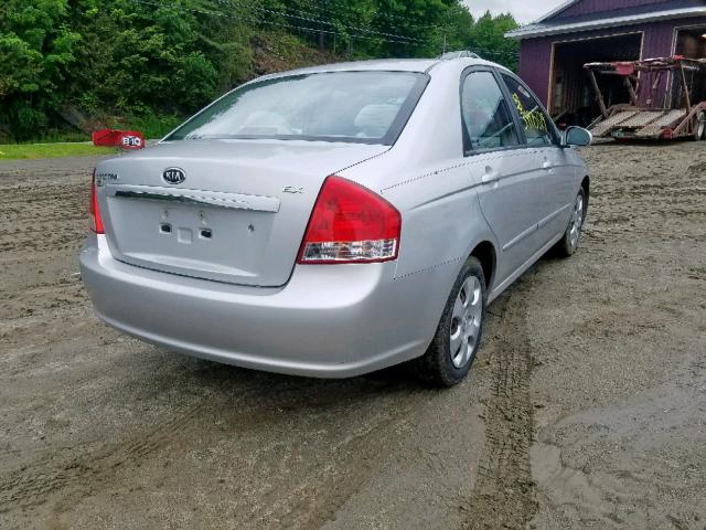 KNAFE222795640998 - 2009 KIA SPECTRA EX SILVER photo 4