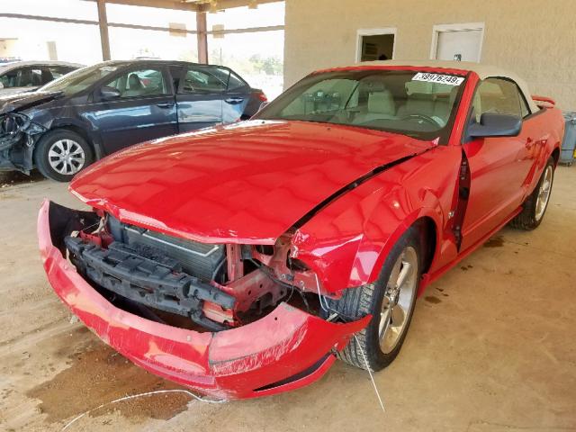 1ZVHT85H065162484 - 2006 FORD MUSTANG GT RED photo 2