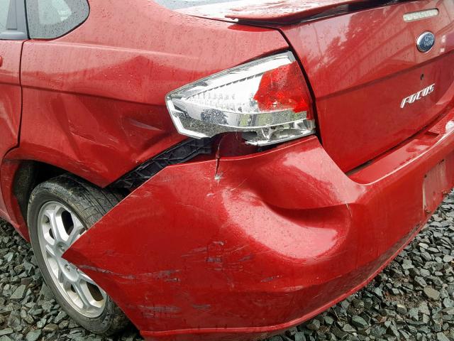 1FAHP36N19W158642 - 2009 FORD FOCUS SES RED photo 9