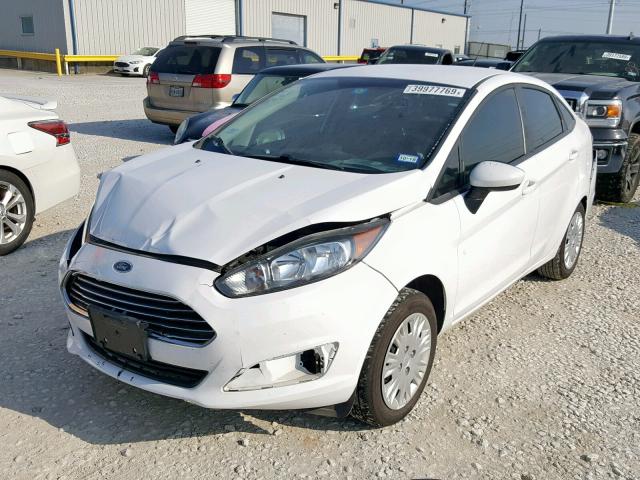 3FADP4AJ2GM173947 - 2016 FORD FIESTA S WHITE photo 2