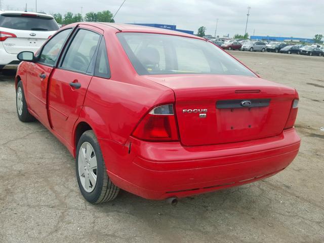 1FAFP34N67W249896 - 2007 FORD FOCUS ZX4 RED photo 3