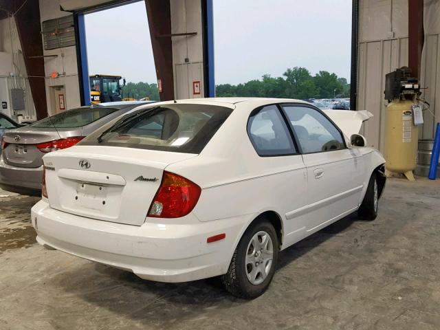 KMHCG35C14U310004 - 2004 HYUNDAI ACCENT GL WHITE photo 4