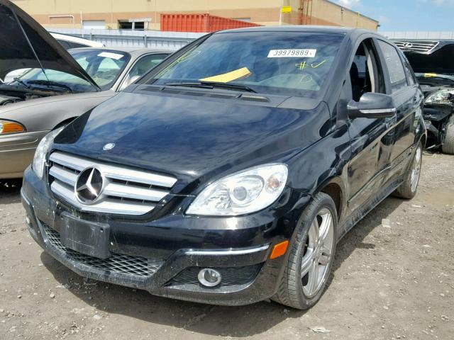 WDDFH3DB9BJ710999 - 2011 MERCEDES-BENZ B200 BLACK photo 2