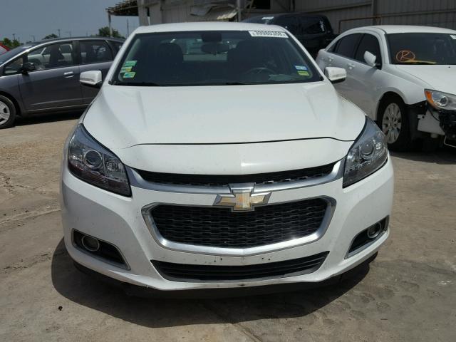 1G11D5SL9FF117426 - 2015 CHEVROLET MALIBU 2LT WHITE photo 9